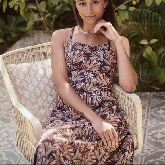 Pact Dresses & Skirts - Pact Organic Cotton Fit & Flare Midi Dress Large Purple Abstract Floral Print